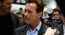 Schwarzenegger på mässan I Genève