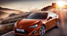 Toyota GT 86: Nu är den äntligen klar för Europas sportbilsälskare!