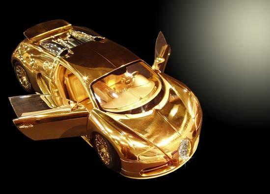 Bugatti Veyron i 24 karats guld