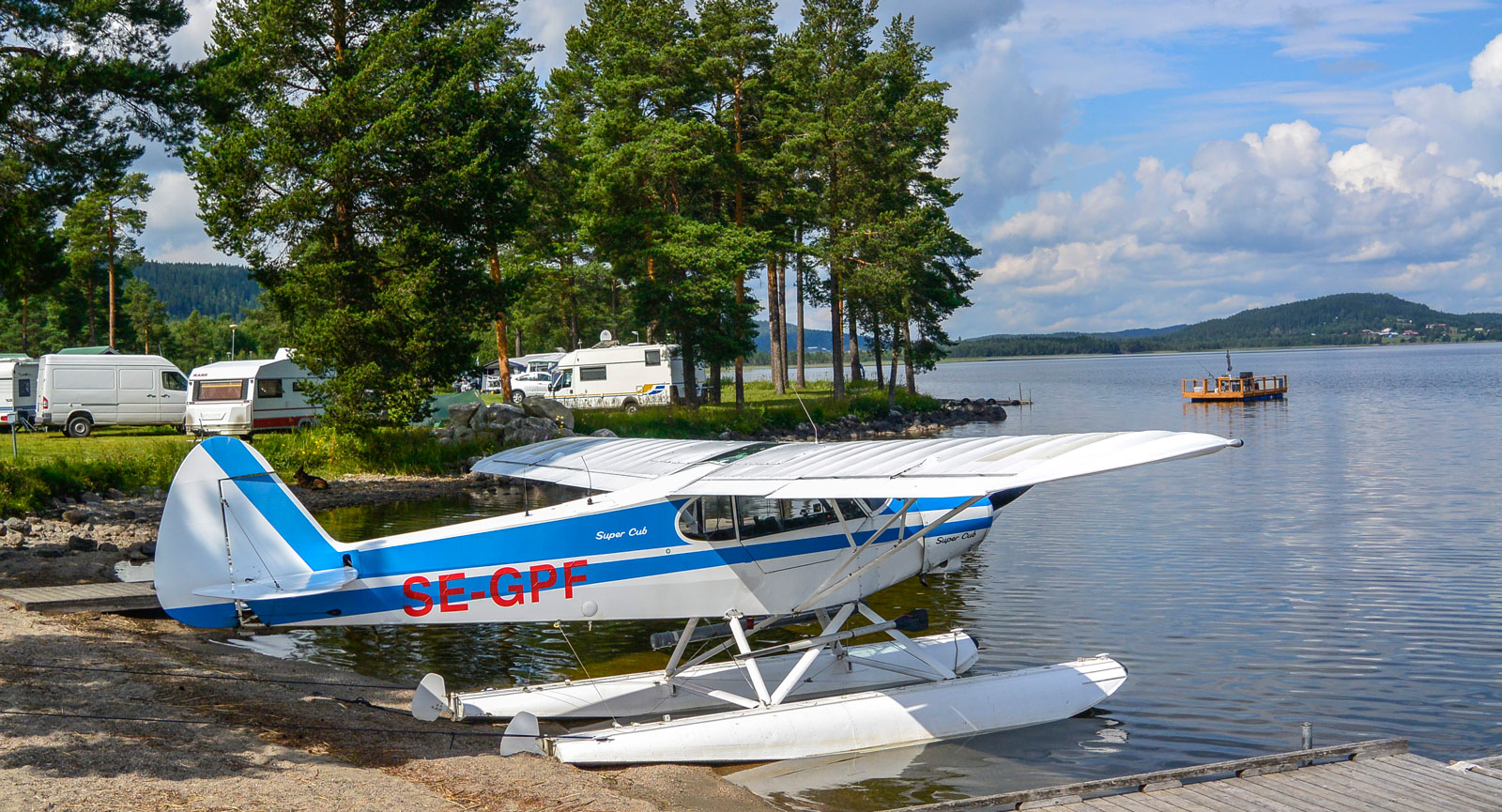 Högtflygande planer? Någon har tagit vattenlek till en ny nivå.