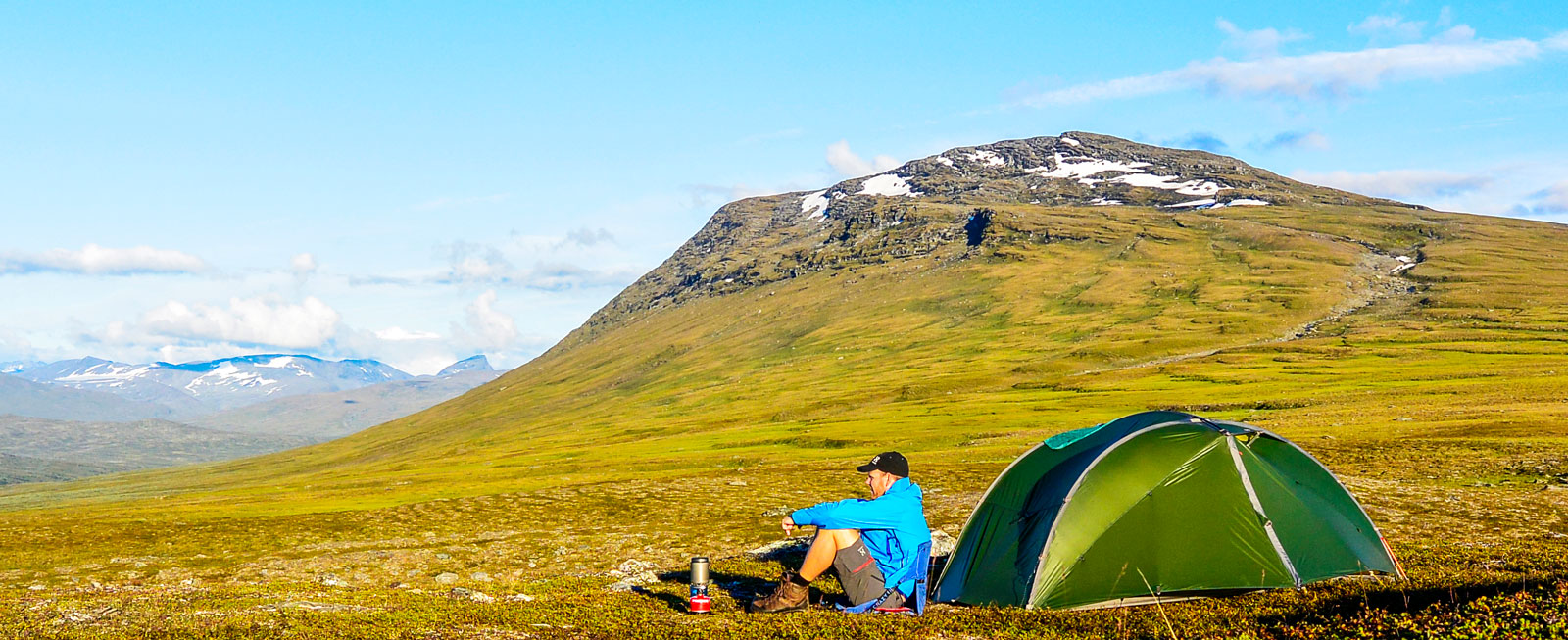 Camping i all ära men en natt på fjället är också underbart.