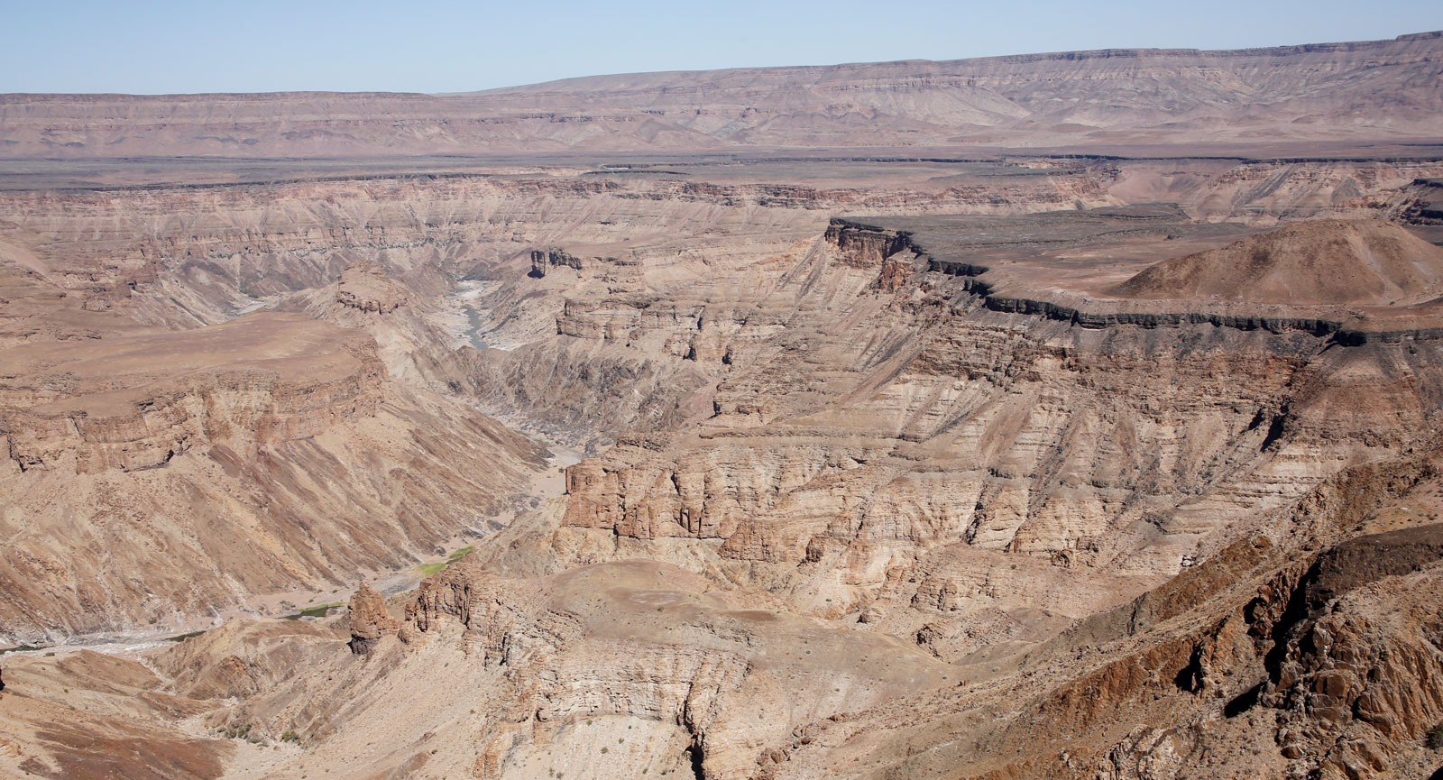 Enorma Fishriver Canyon påminner faktiskt om Grand Canyon fast på en helt annan kontinent.
