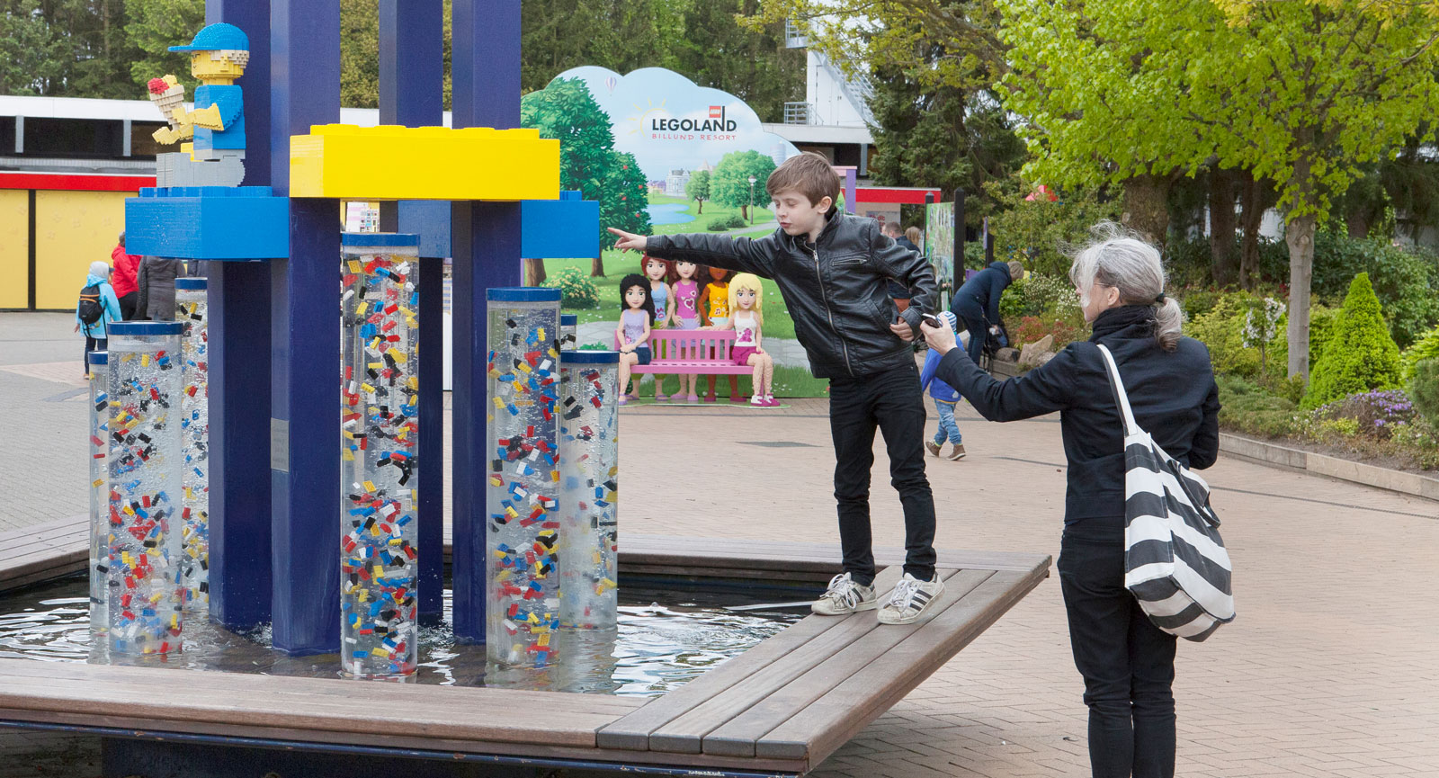 Legoland handlar givetvis om lego i alla dess former. En legofontän? Tja, varför inte!