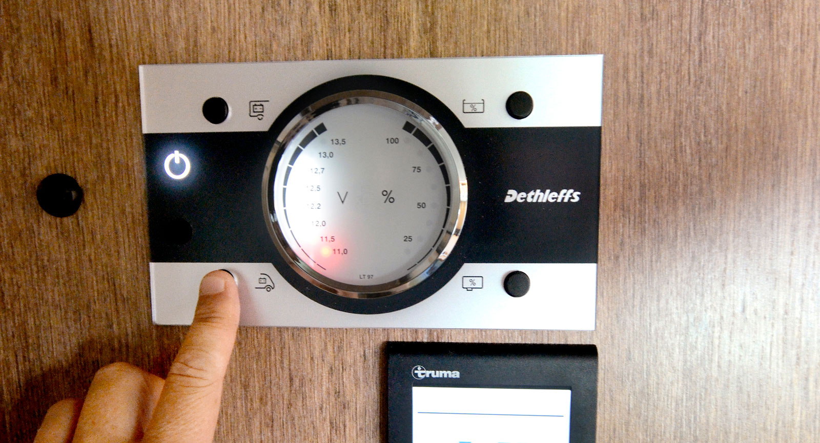 Panelen har omdesignats med modernare linjer.