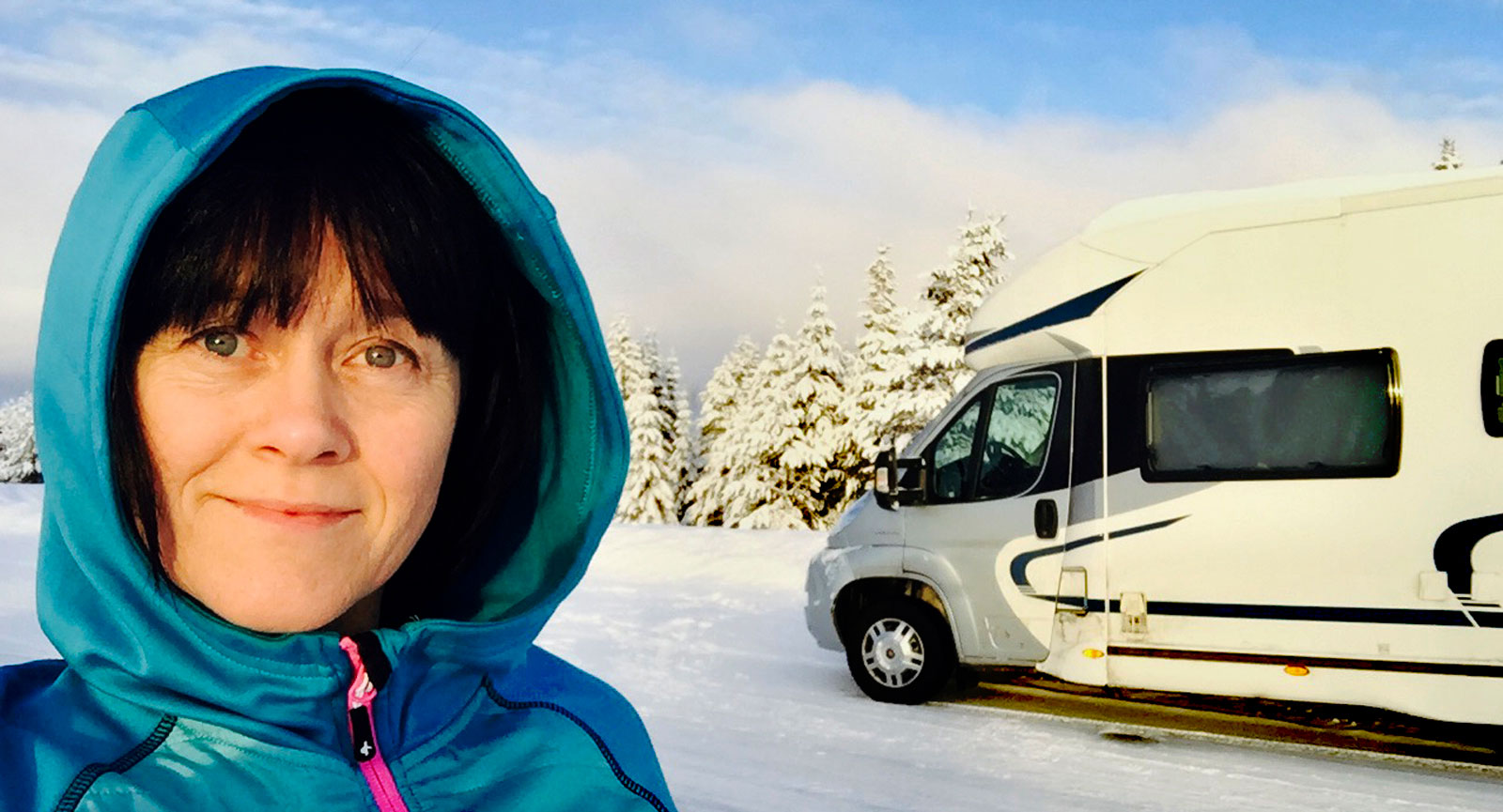 Malin Skinnar har levt i sin husbil, en Chausson,
i ett år och stortrivs med naturen som granne.
