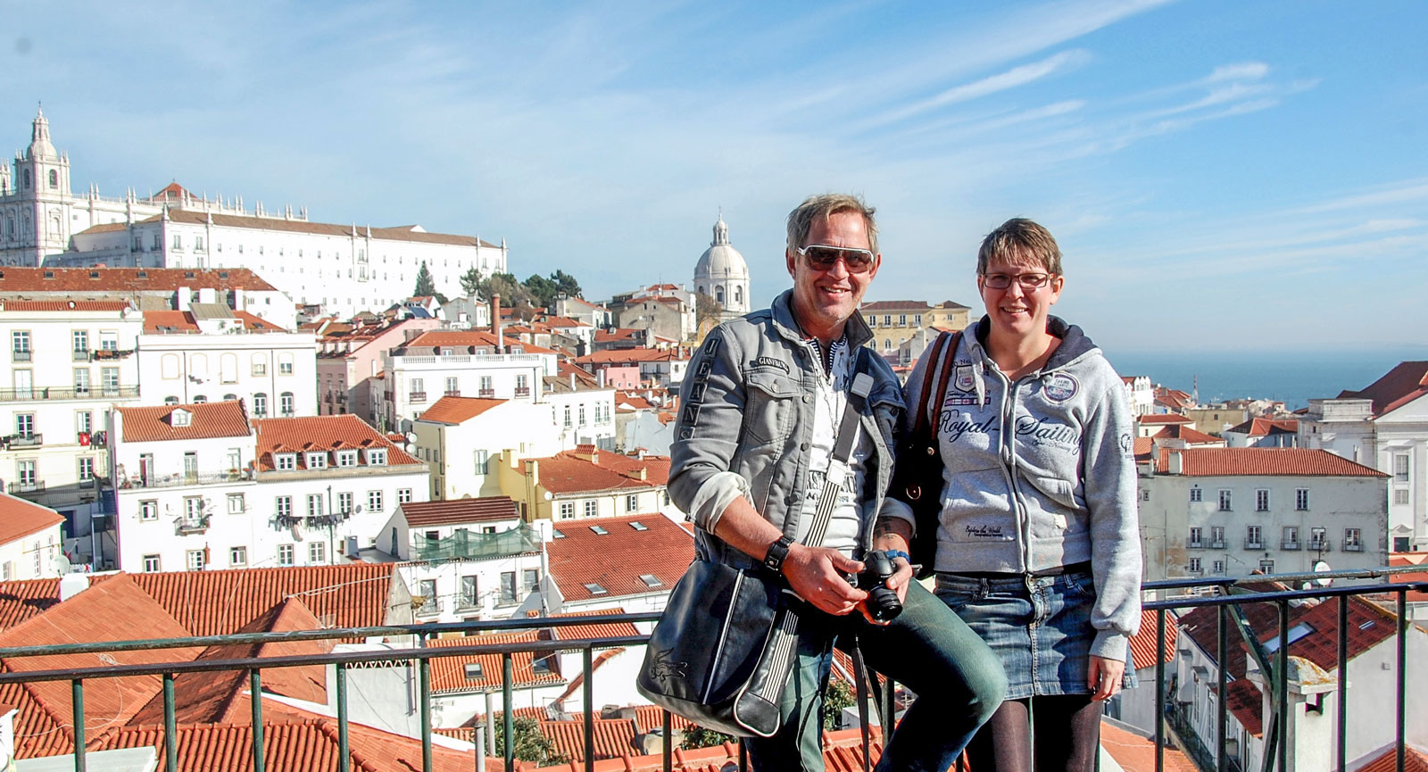 Helena och Peter Bergström reser mycket och gärna med sin husbil i Europa. Här under en resa till Lissabon i januari.