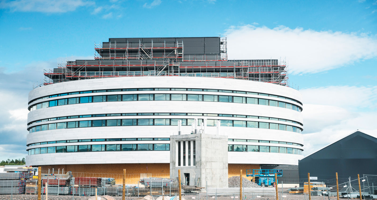 Kirunas nya stadshus tar form.