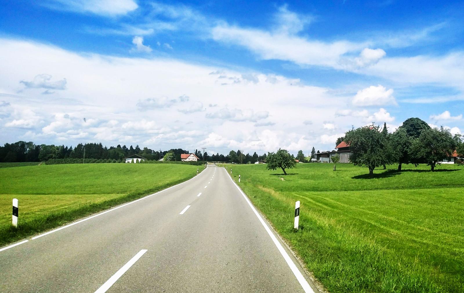 Drömmen är när det ser ut så här med obefintlig trafik. ”Vägar med lite trafik” är ett val jag skulle vilja ha på min GPS.