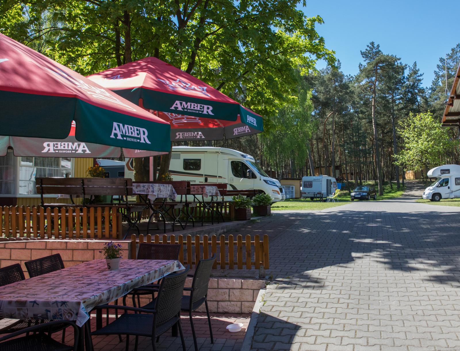 Camping Stogi 218 har ett väldigt pittoreskt läge mitt i naturen men ändå nära till stan.