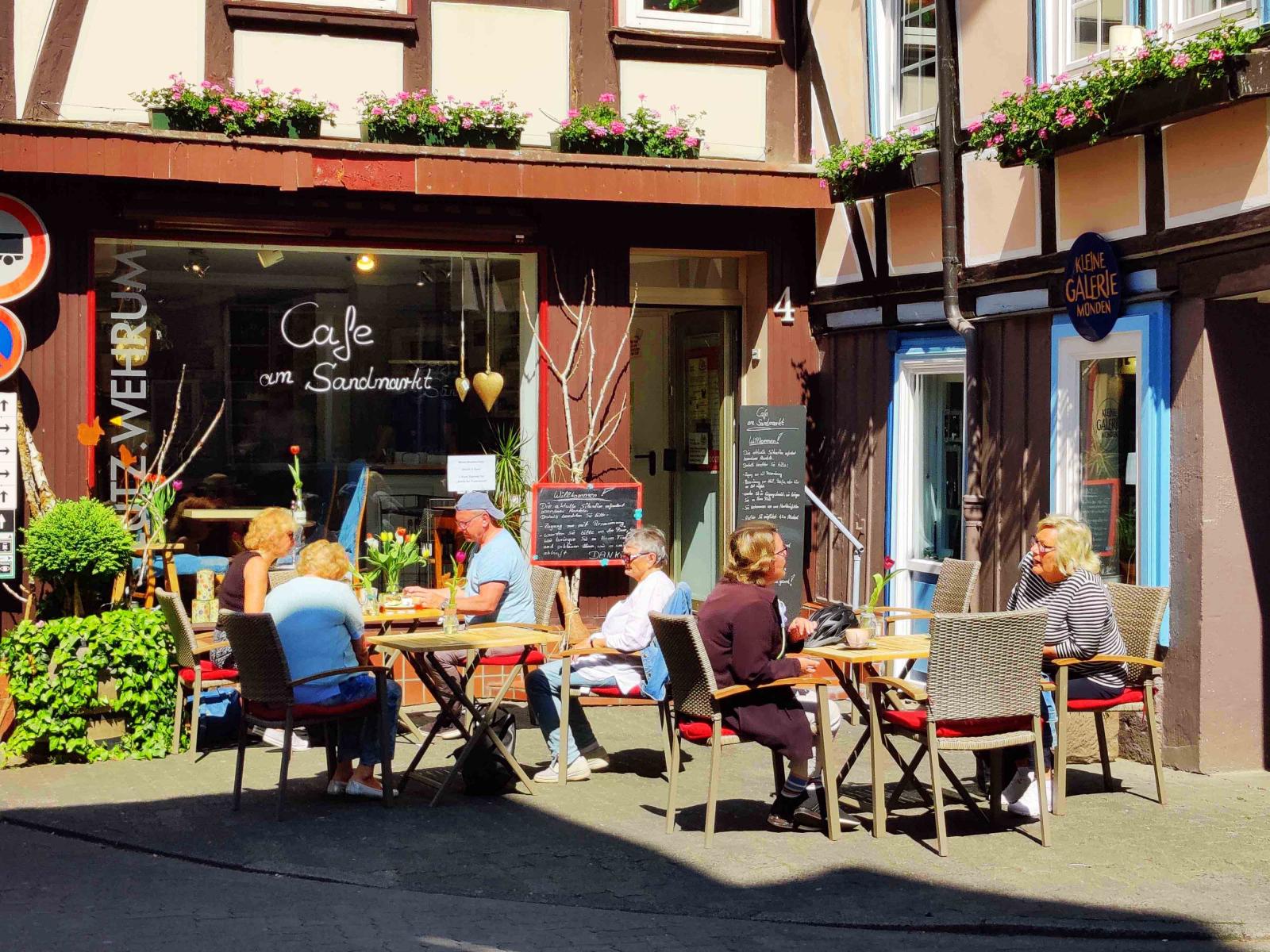 Wow, caféerna i Tyskland har öppnat!