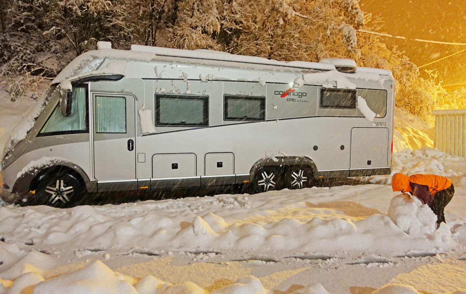 Det saknas inte dramatik i husbilslivet. Ett snöäventyr i Lyon var en rejäl pulshöjare.