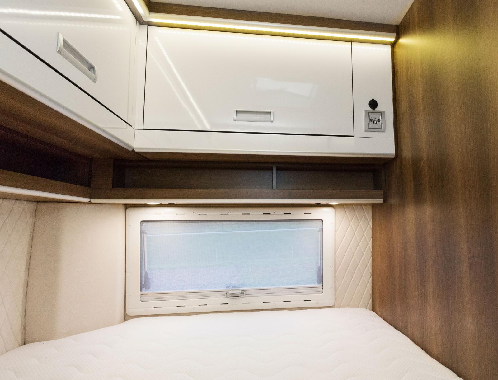värställd bädd i Globe-Traveller
Pathfinder V.