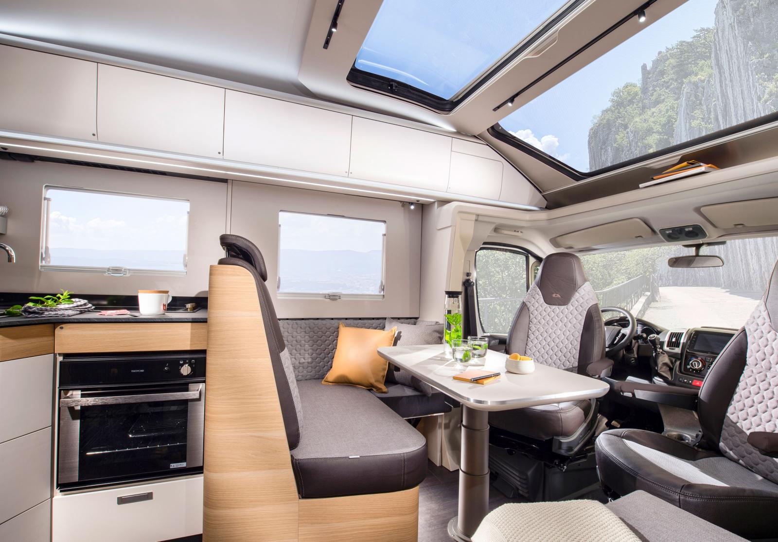 Adria Coral Plus 670 SC 2021.