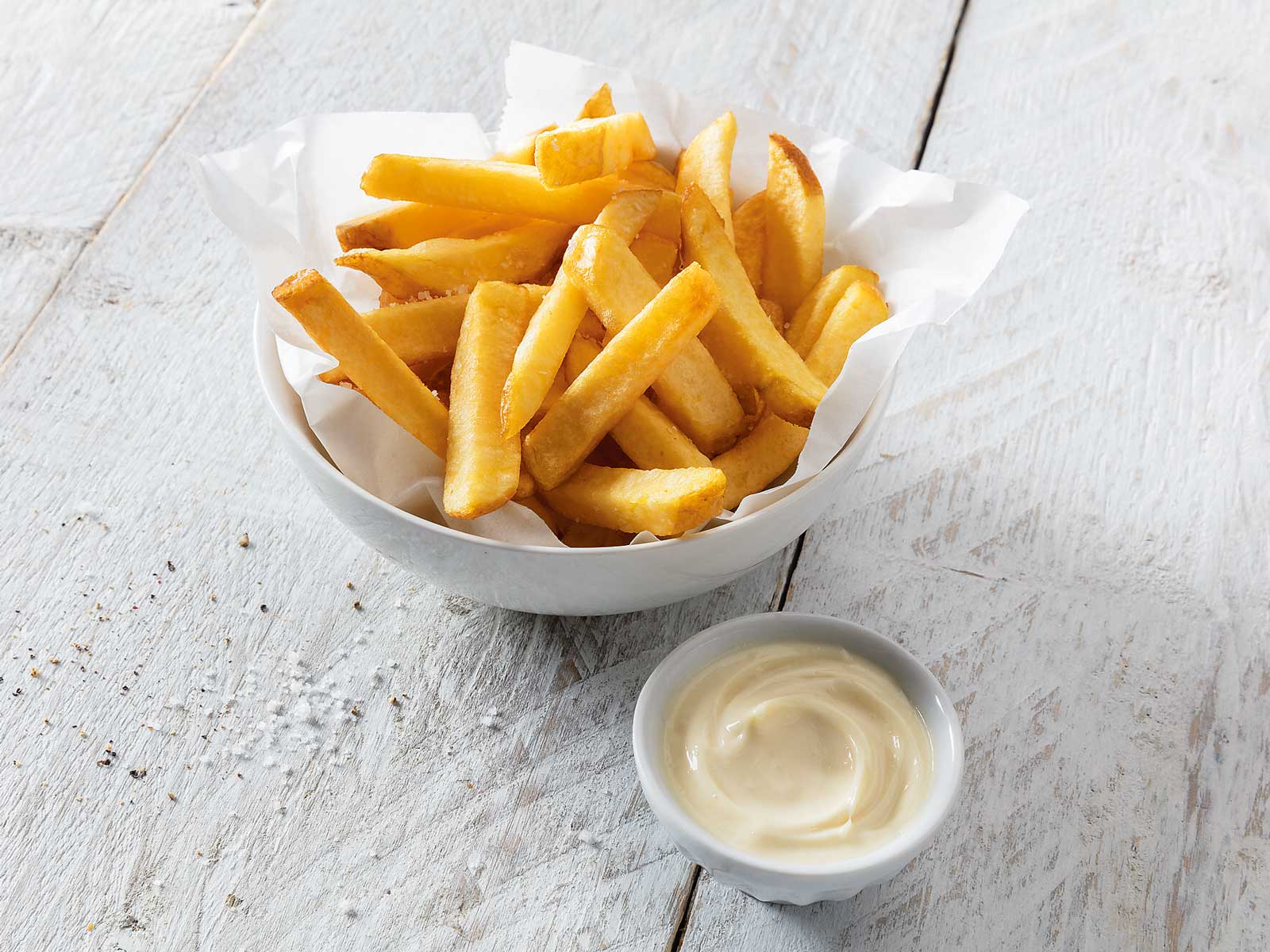 Pommes frites med majonnäs är populärt här.