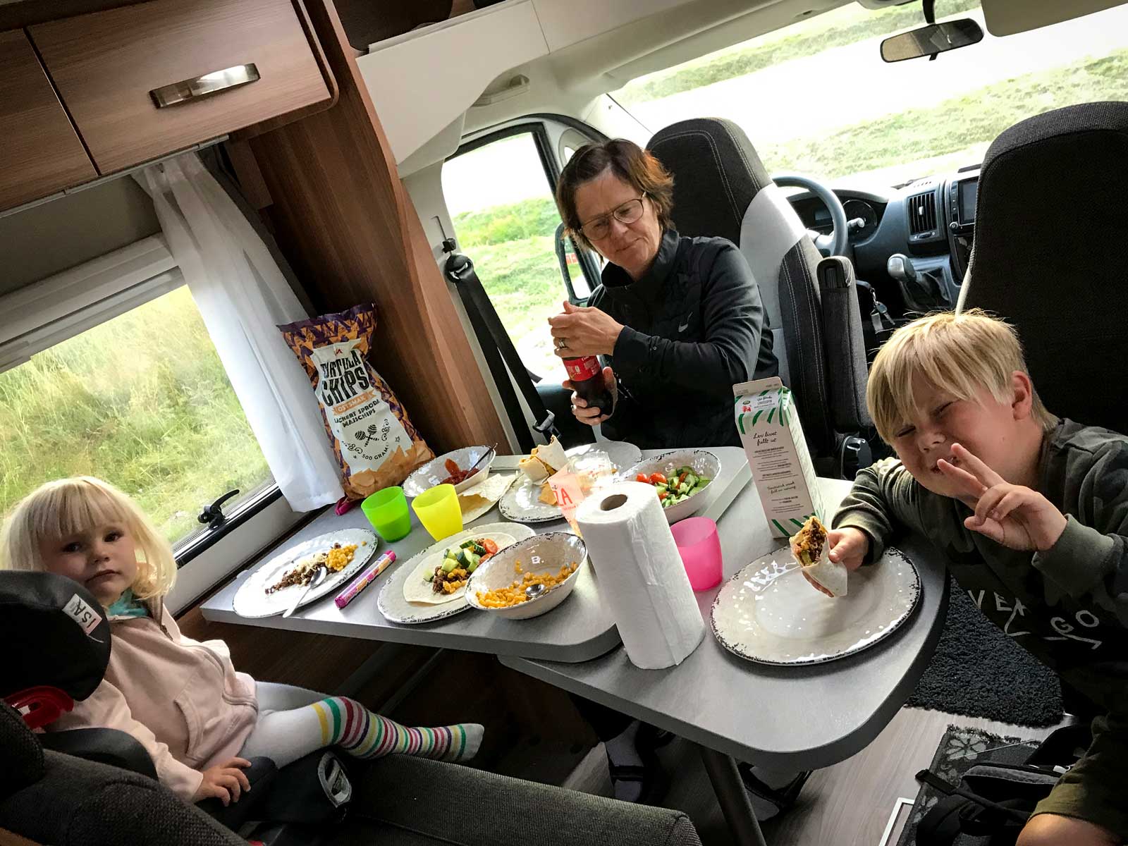 Tacomiddag i Sveg på väg till Åre. Denna gång med mormor Karen med på resan.