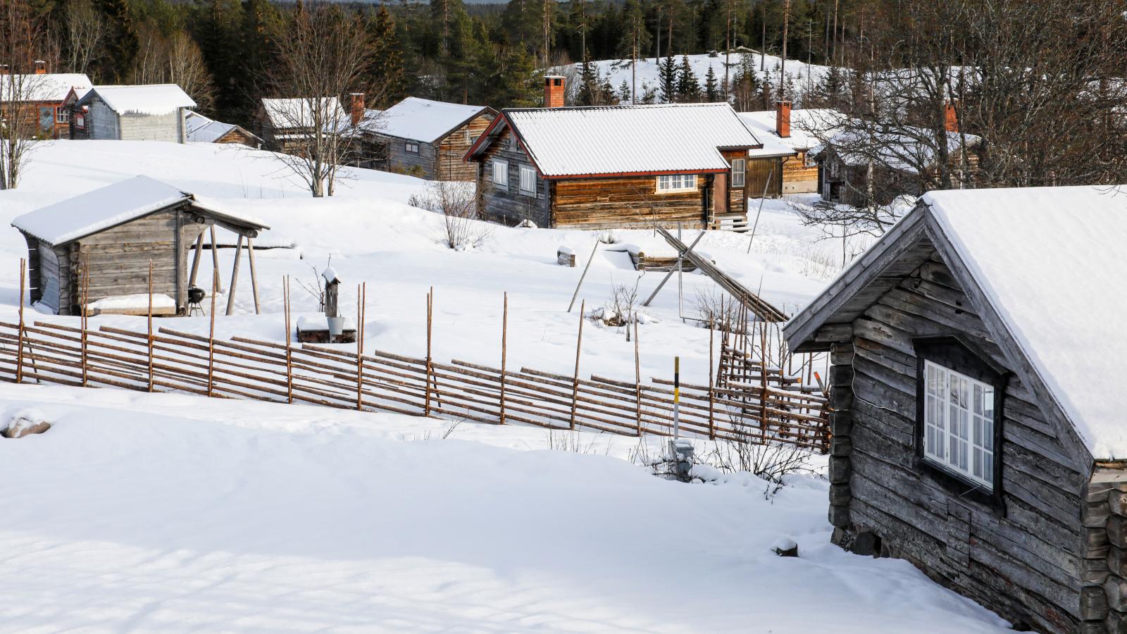 Fantastiska Fryksås Fäbod mellan
Orsa och Orsa Grönklitt.