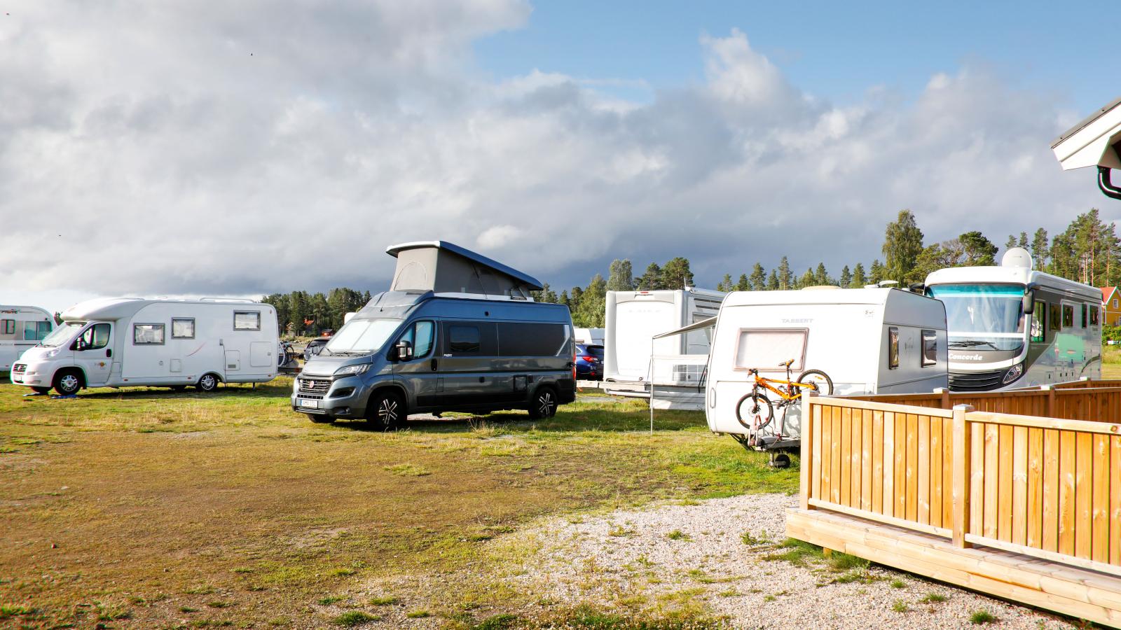 Campingen är enkel, men erbjuder bra faciliteter och närhet till allt.