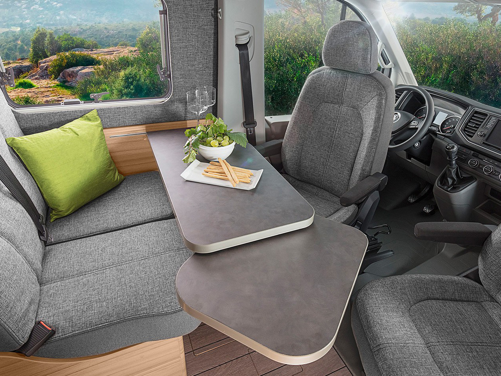Knaus är först ut att bygga på nya Volkswagen Crafter.