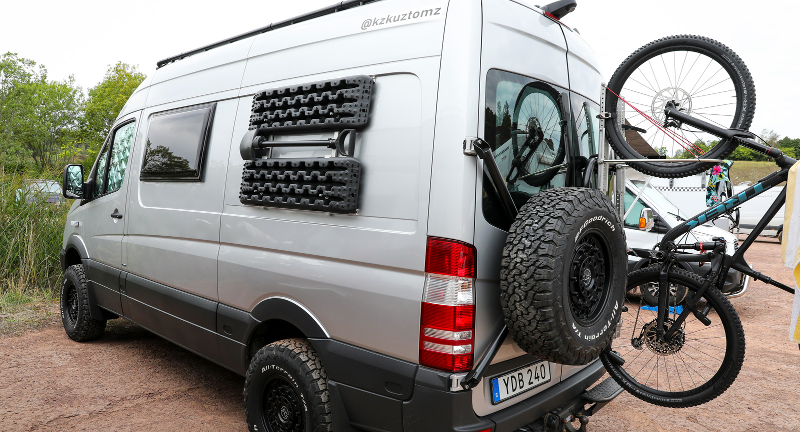 Vanlife: "Nybyggare" möts på Burning Van