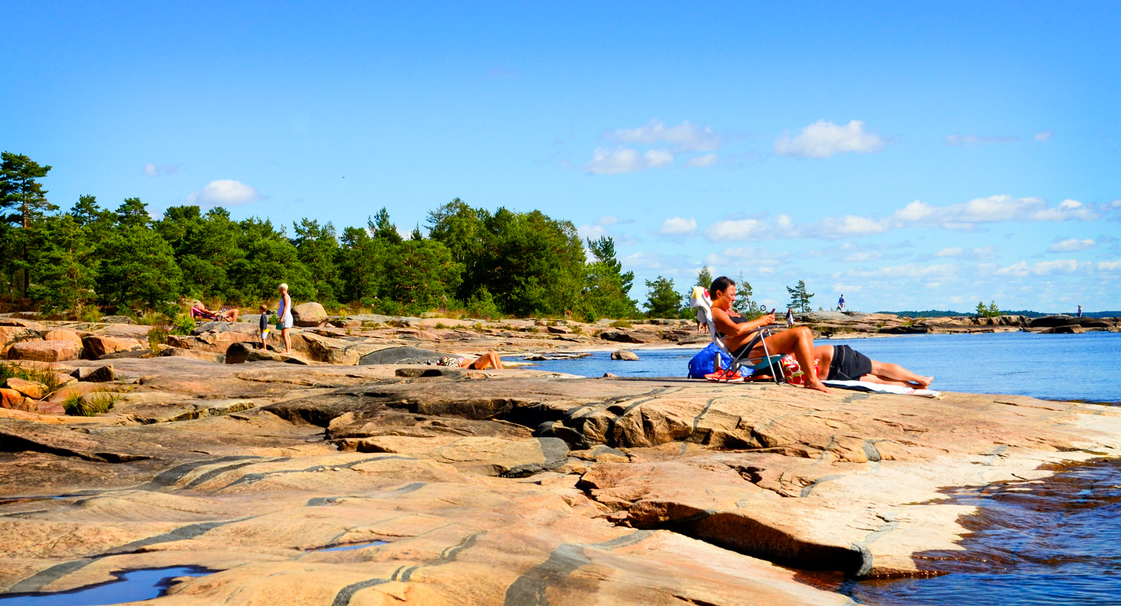 Åk ut till Räggårdsviken och bada i havet – Vänerhavet!