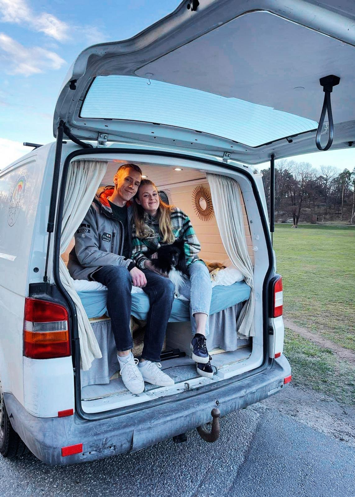 Regnbågen fick första plåtisen heta. Anton och Sofia byggde den på egen hand – utan någon som helst erfarenhet.