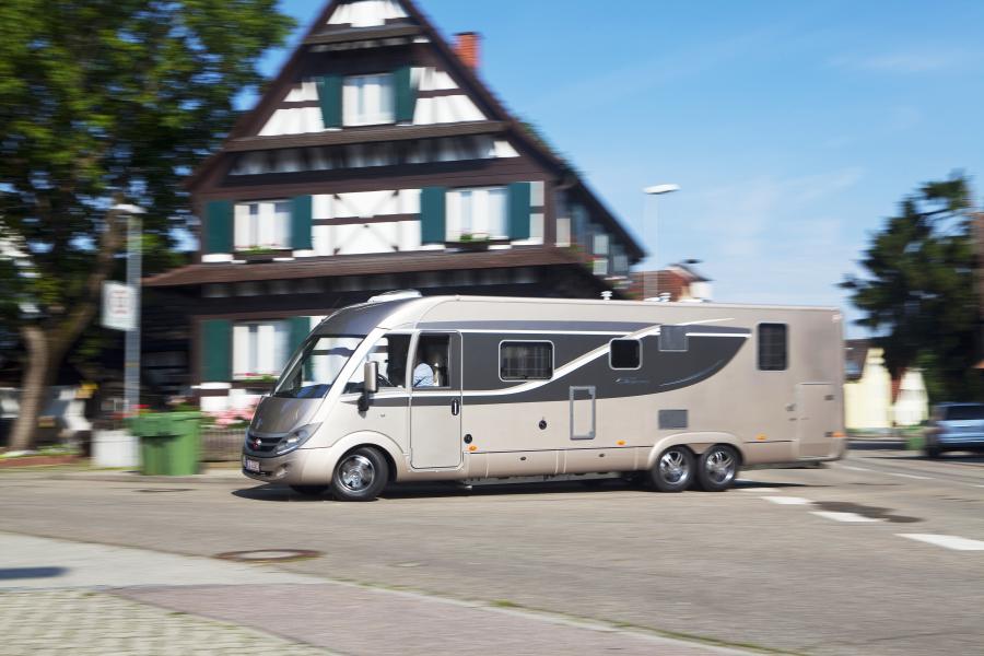 Bürstner i 900 G