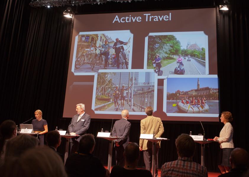Bildspecial från konferensen i Düsseldorf