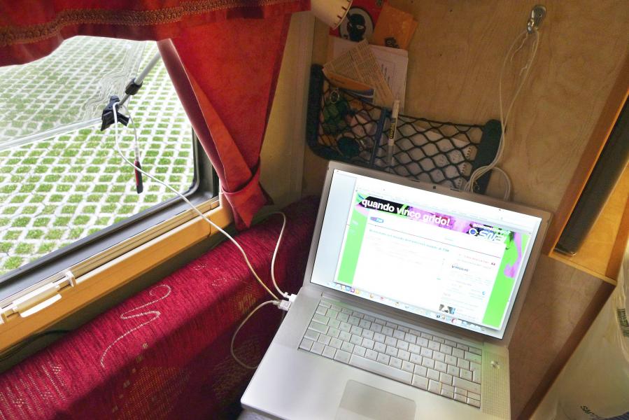 Många sätt att surfa utomlands – Wifi, wlan, hot spot eller dongel