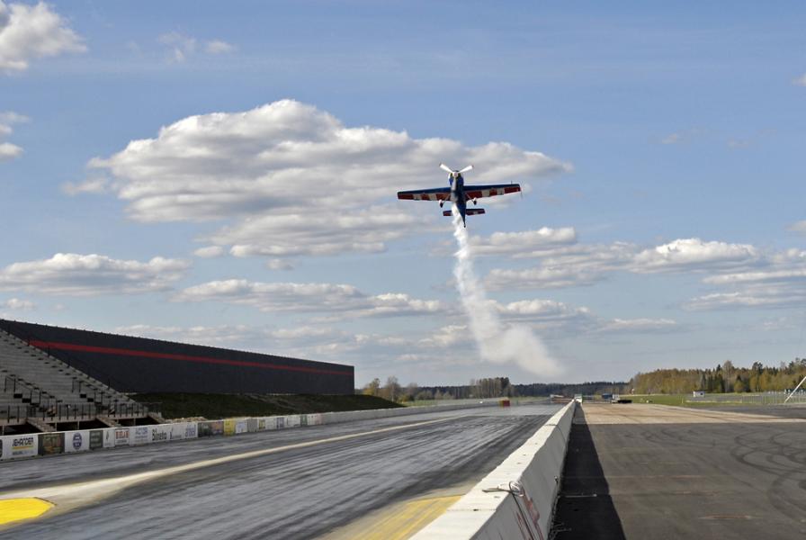 Besök Tierp Arena Air Show i helgen