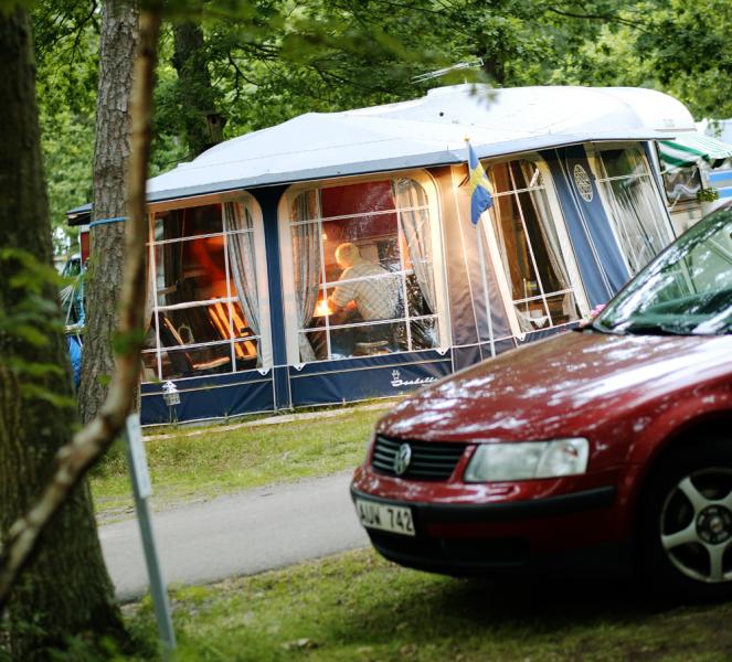 Svenskarna campar oavsett väder