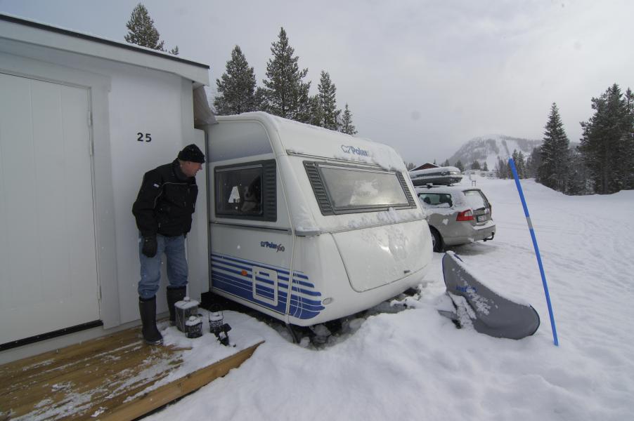 Husvagn med fast förstuga