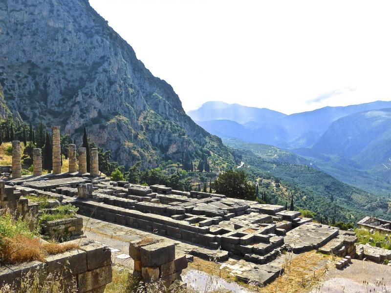 Restips: Delphi, oraklets hemvist