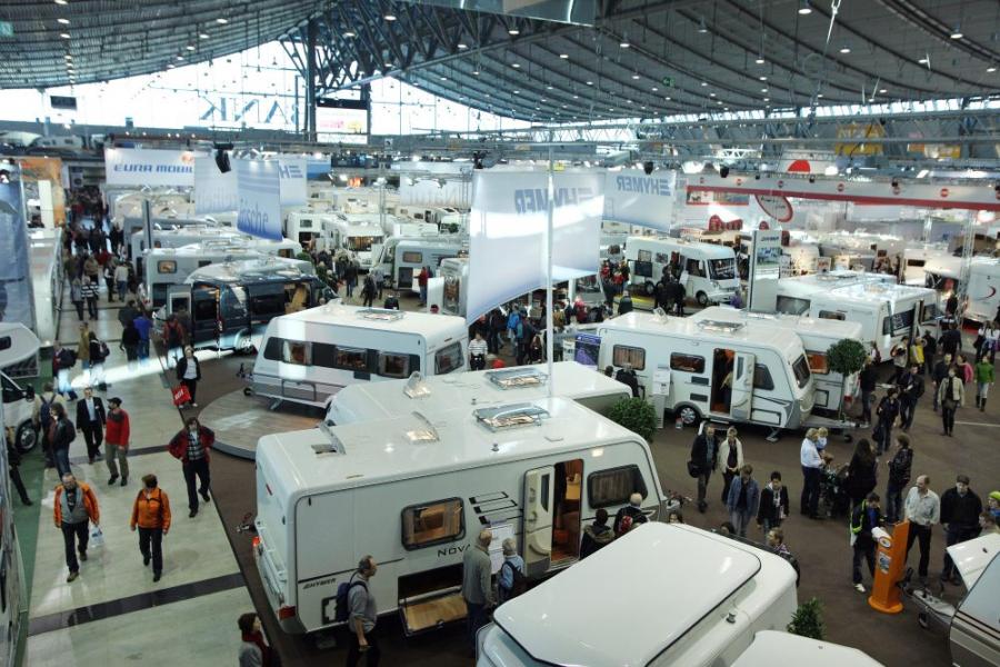Knaus får egen hall på CMT2015