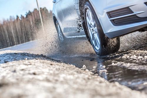Dubbdäck ger färre omkomna i Finland