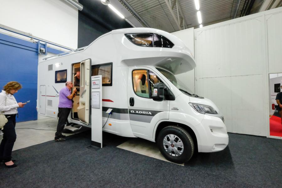 Bildspel: Adria Coral XL 670 DL