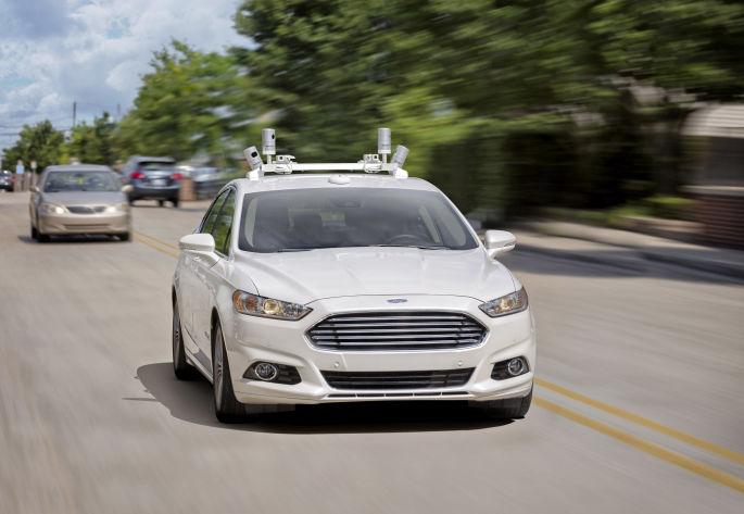 Ford ska innan året är slut ha 30 självkörande bilar av Mondeo Hybrids amerikanska systermodell Fusion.