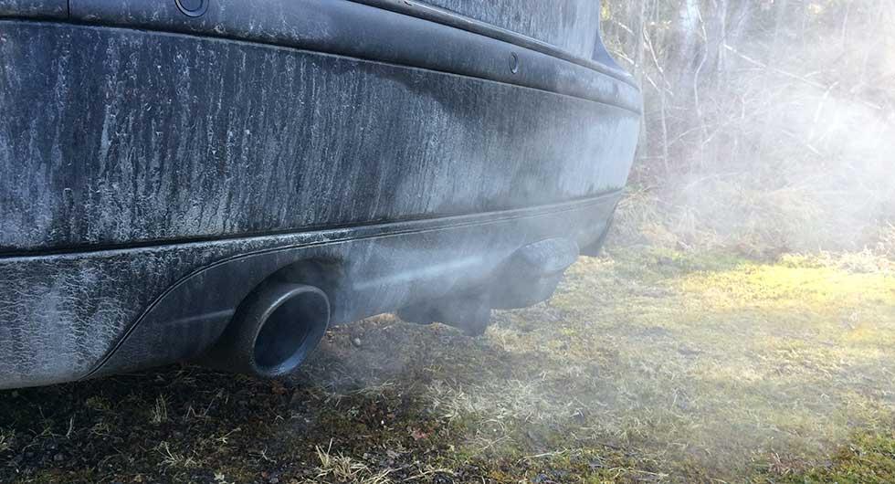 Ny klimatlag ska minska bilutsläpp