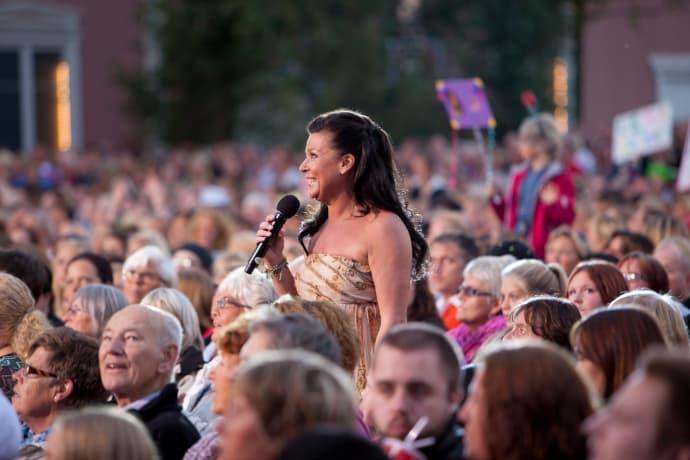 Lotta Engberg åter till Liseberg i sommar