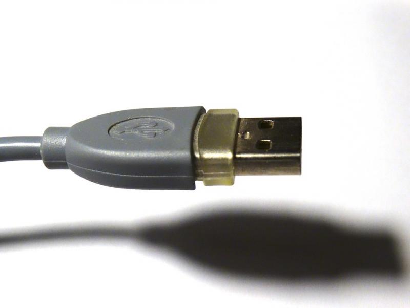 Hälften av USB-laddarna brandfarliga