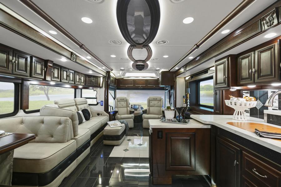 Winnebago Grand Tour