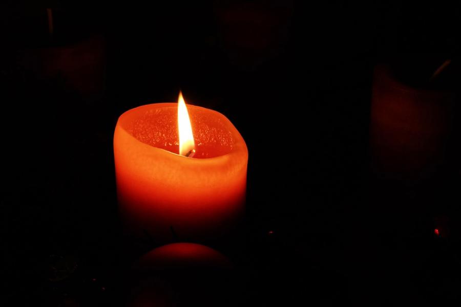 Vi önskar en trevlig första advent
