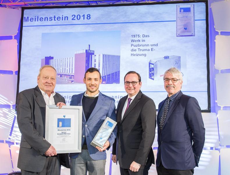 Från vänster till höger: CTJ-medlemmen Hans-Jürgen Hess, Trumas direktör Alexander Wottrich, Essens borgmästare Thomas Kufen och CTJ-ordförande Raymond Eckl vid prisutdelningen.