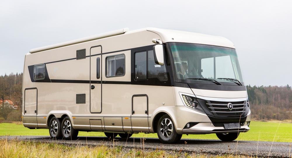 Niesmann+Bischhoff Arto 88 EK – allt och lite till, tack!