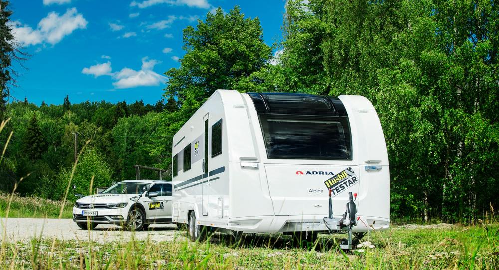 Adria Alpina 753 UT – Stor vagn för många personer