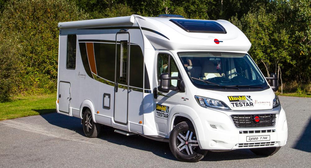 Bürstner Lyseo TD 744 harmony line.