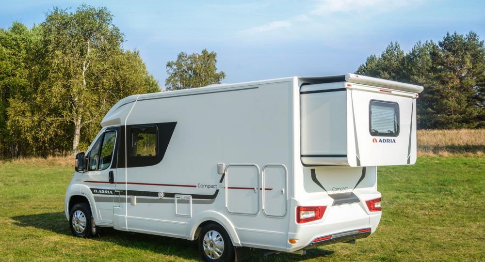 Adria Compact PLUS SLS.