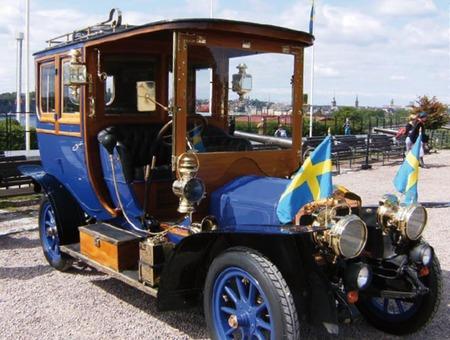 Den här fantastiska bilen har tidigare visats upp på Skansen i samband med nationaldagsfirandet.