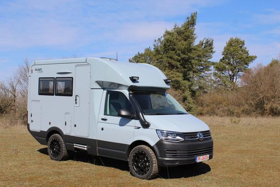 Woelcke Autark Crosser Compact, 5,3 meter delintegrerad på VW-T6