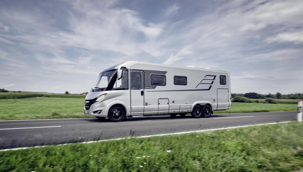 Treaxlad Hymer B-Class Masterline 880