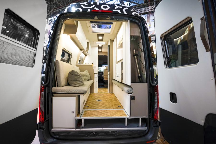 Vanlife deluxe = Frankia Yukon